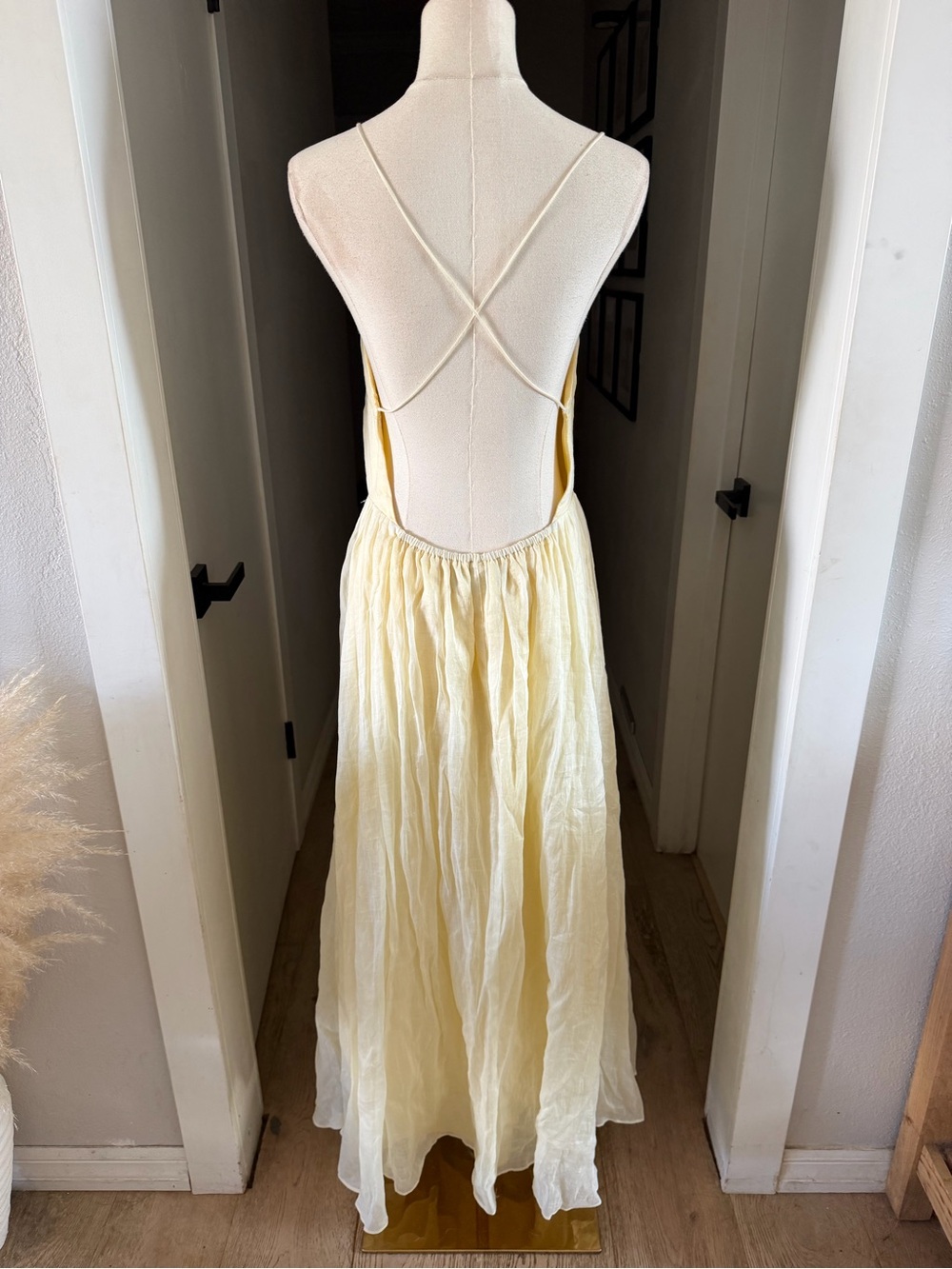 Bardot Arletha Halter Maxi Dress In Canary Yellow Sz 6 Revolve NEW - Picture 8 of 12